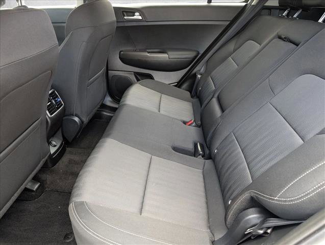 Used 2022 Kia Sportage LX image 18