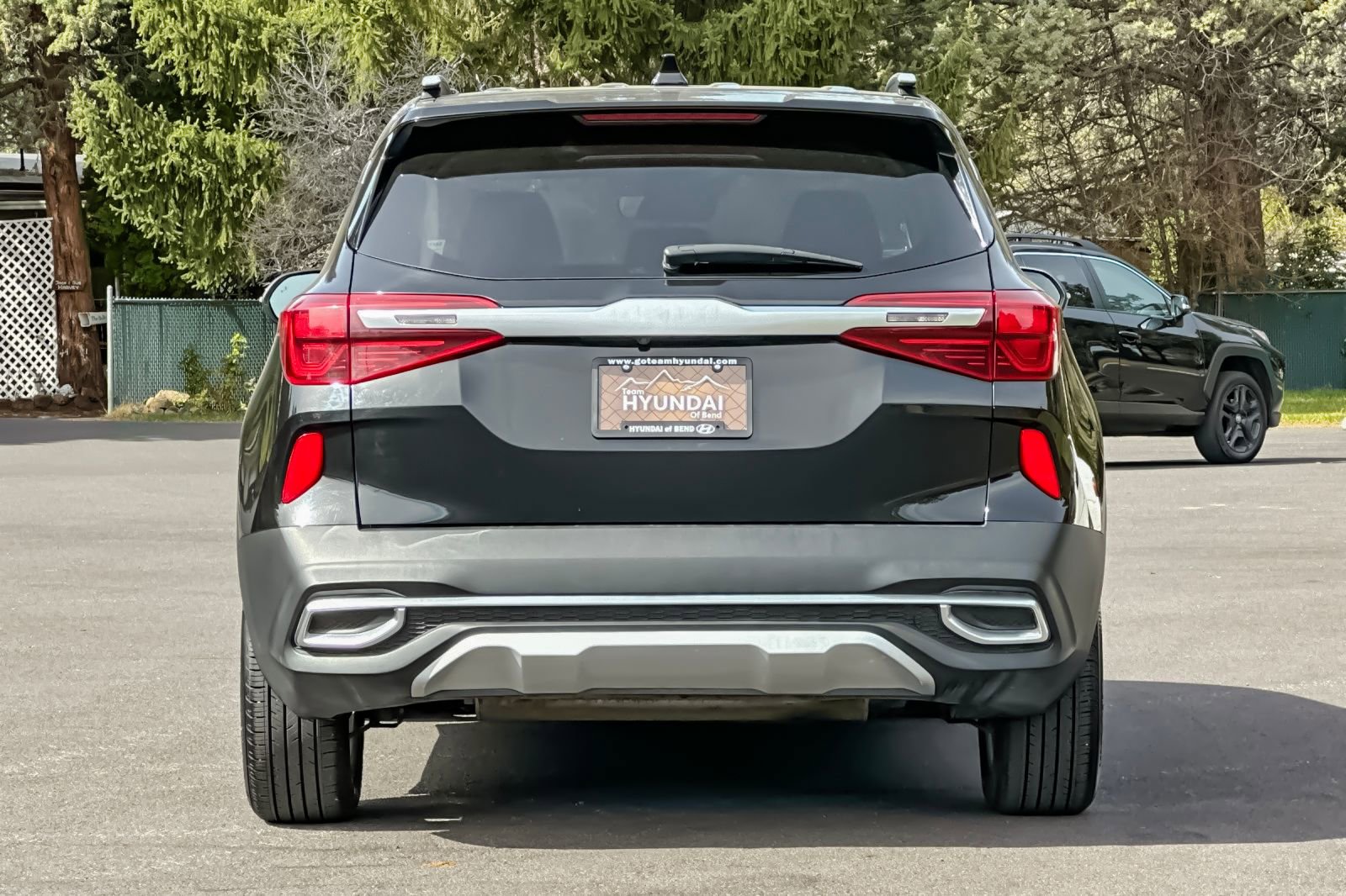 Used 2023 Kia Seltos S w/ Navigation Package image 5