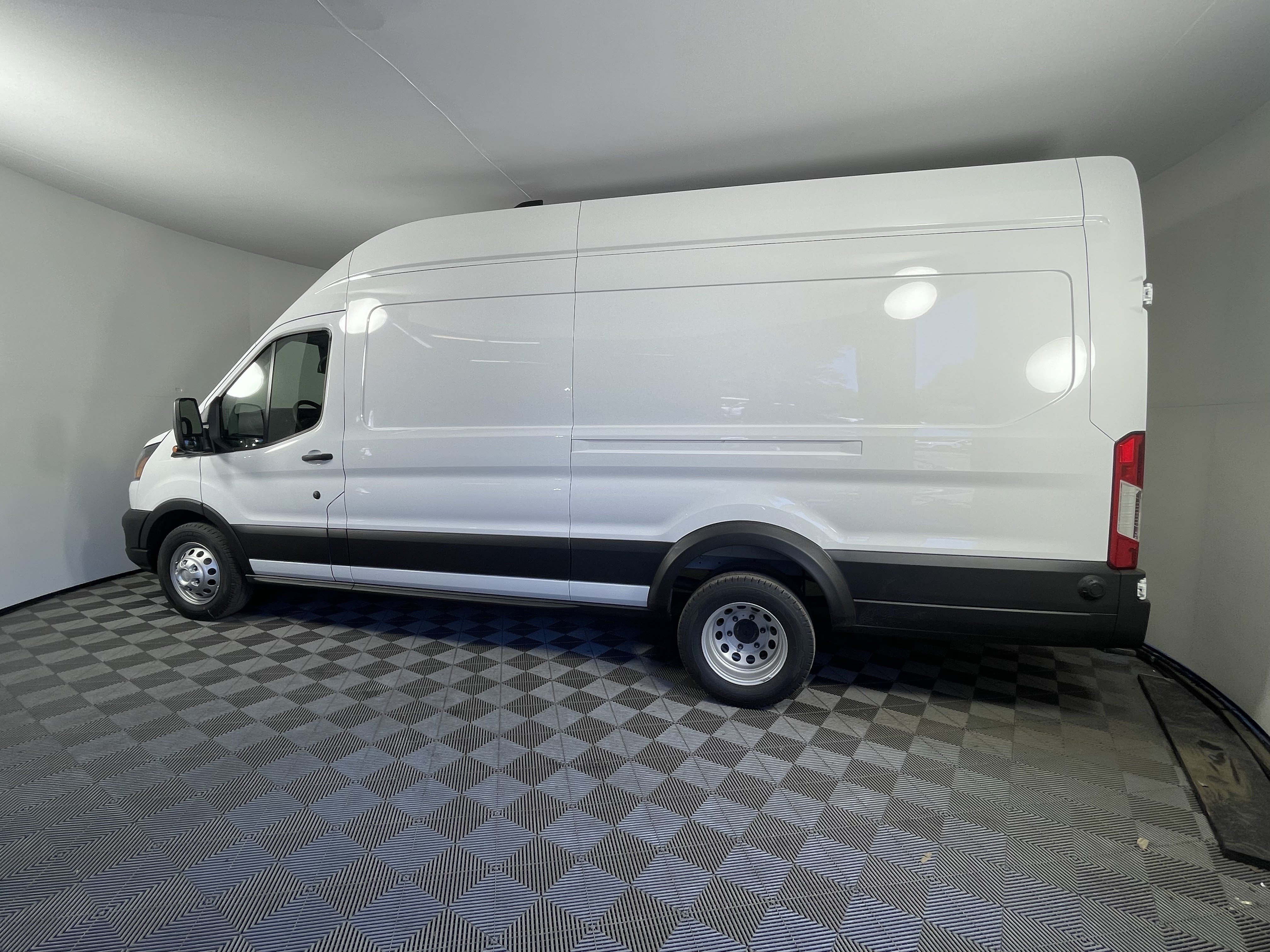 New 2026 Ford Transit 350 148 High Roof Extended DRW AWD/4WD image 2