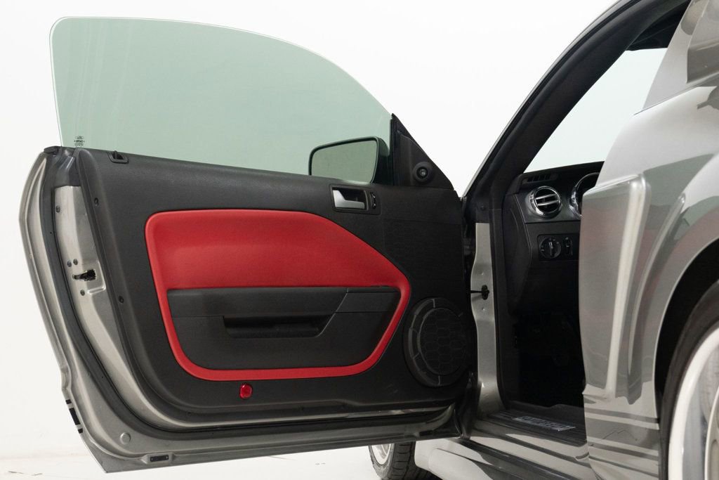 Used 2008 Ford Mustang GT image 22