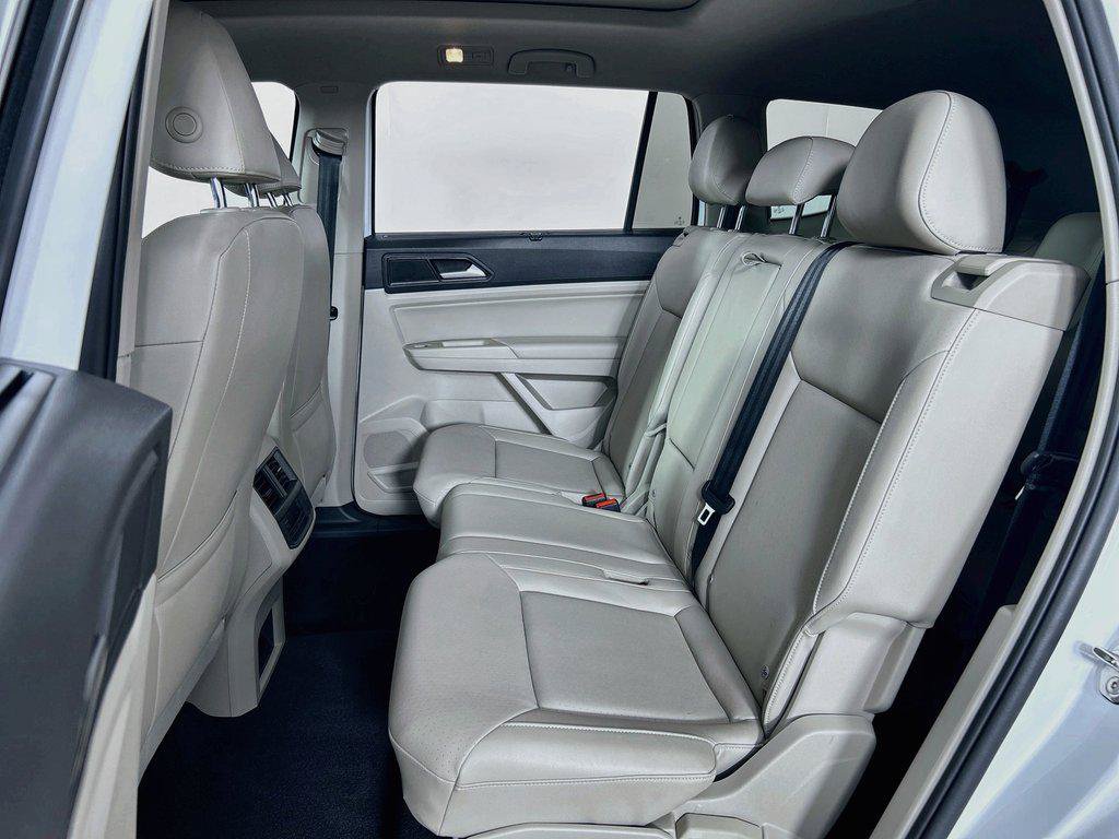 Certified 2020 Volkswagen Atlas SE w/ Panoramic Sunroof Package AWD/4WD image 24