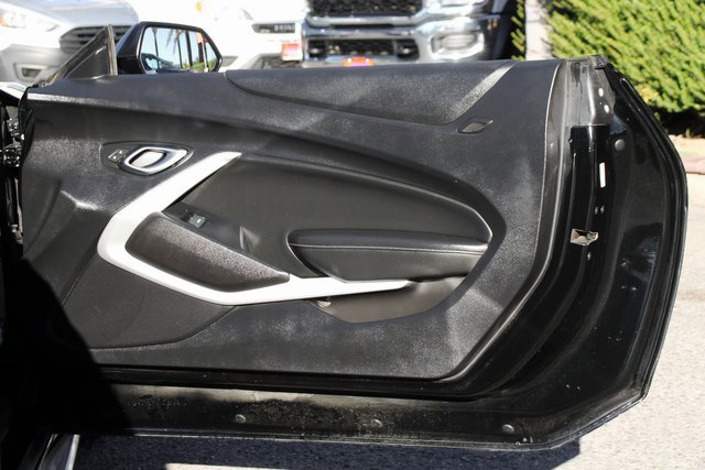 Used 2020 Chevrolet Camaro SS image 37