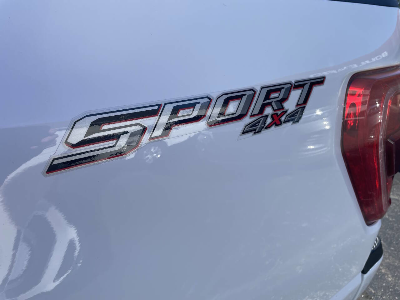 Used 2023 Ford F150 XLT w/ Equipment Group 302A High image 11