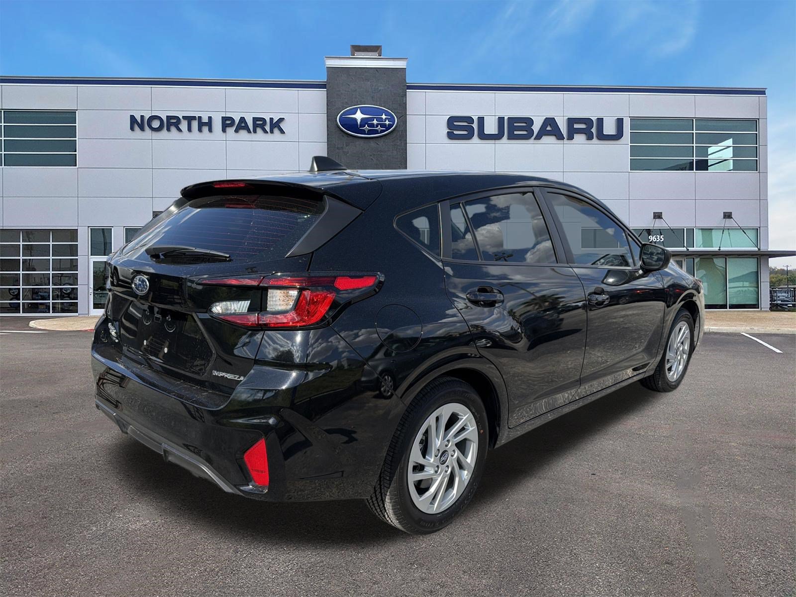 Certified 2025 Subaru Impreza 2.0i AWD/4WD image 3