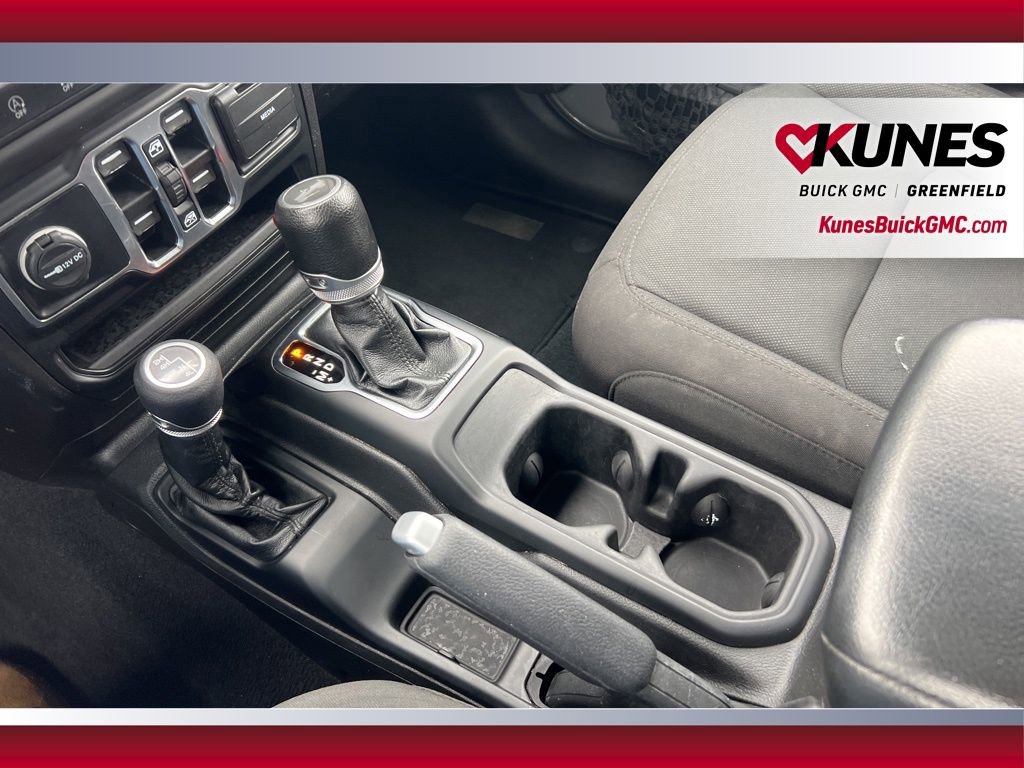 Used 2022 Jeep Wrangler Unlimited Sport AWD/4WD image 28