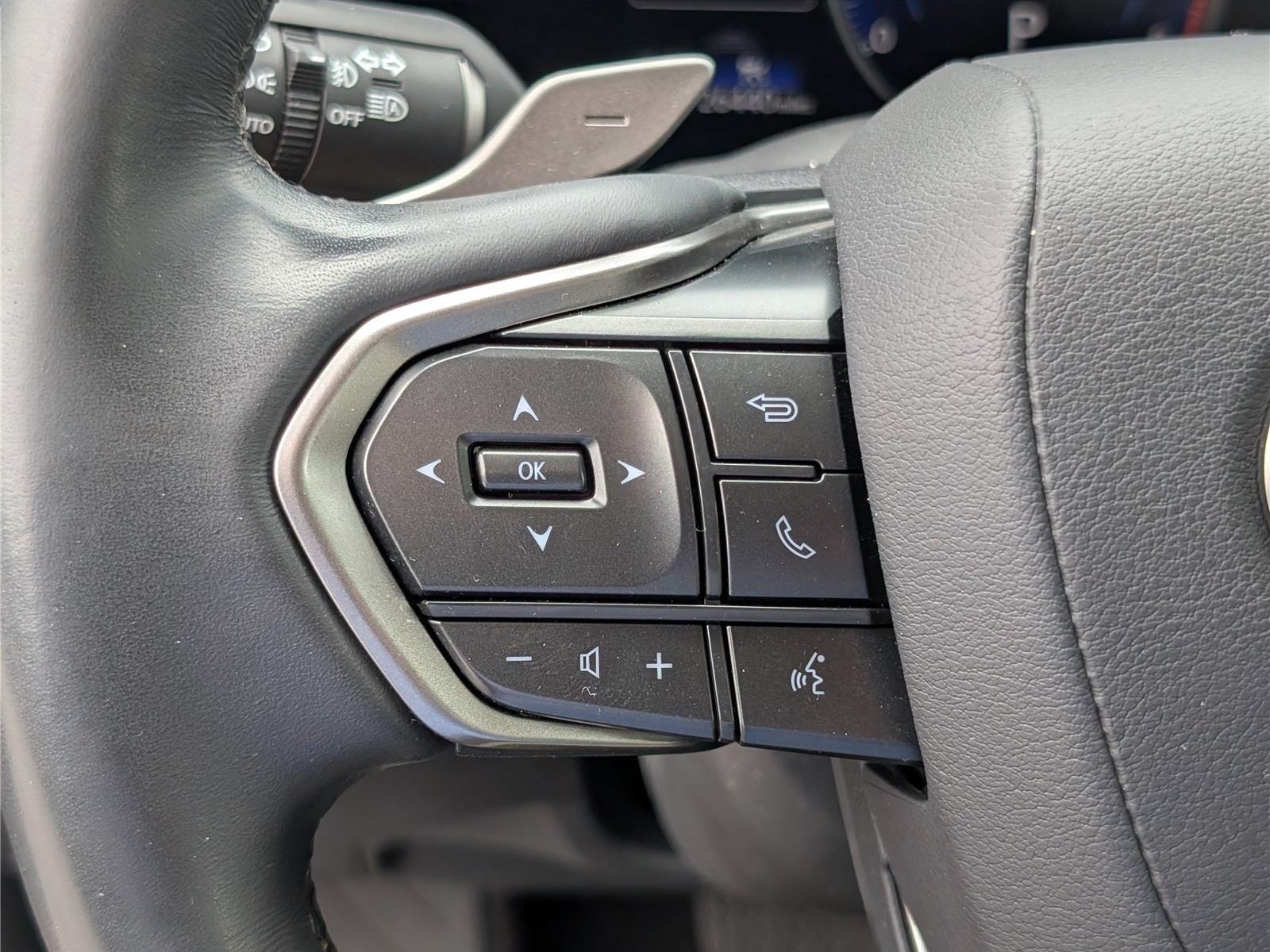 Used 2023 Lexus RX 350 FWD image 22