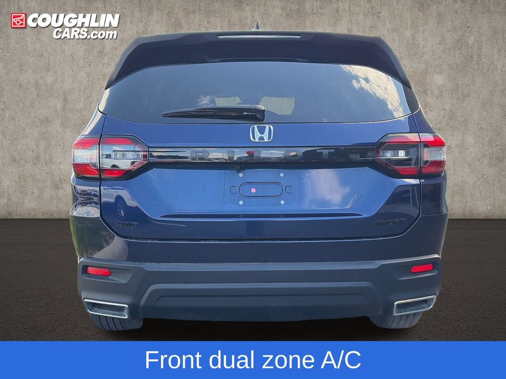 Used 2025 Honda Pilot Sport image 7
