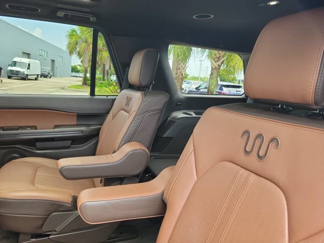 Used 2022 Ford Expedition King Ranch AWD/4WD image 12