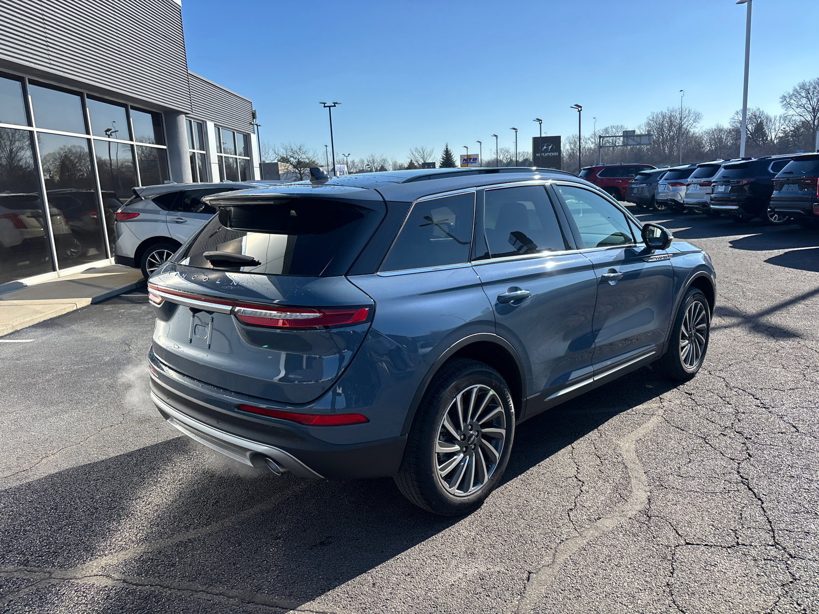 New 2026 Lincoln Corsair Reserve image 7