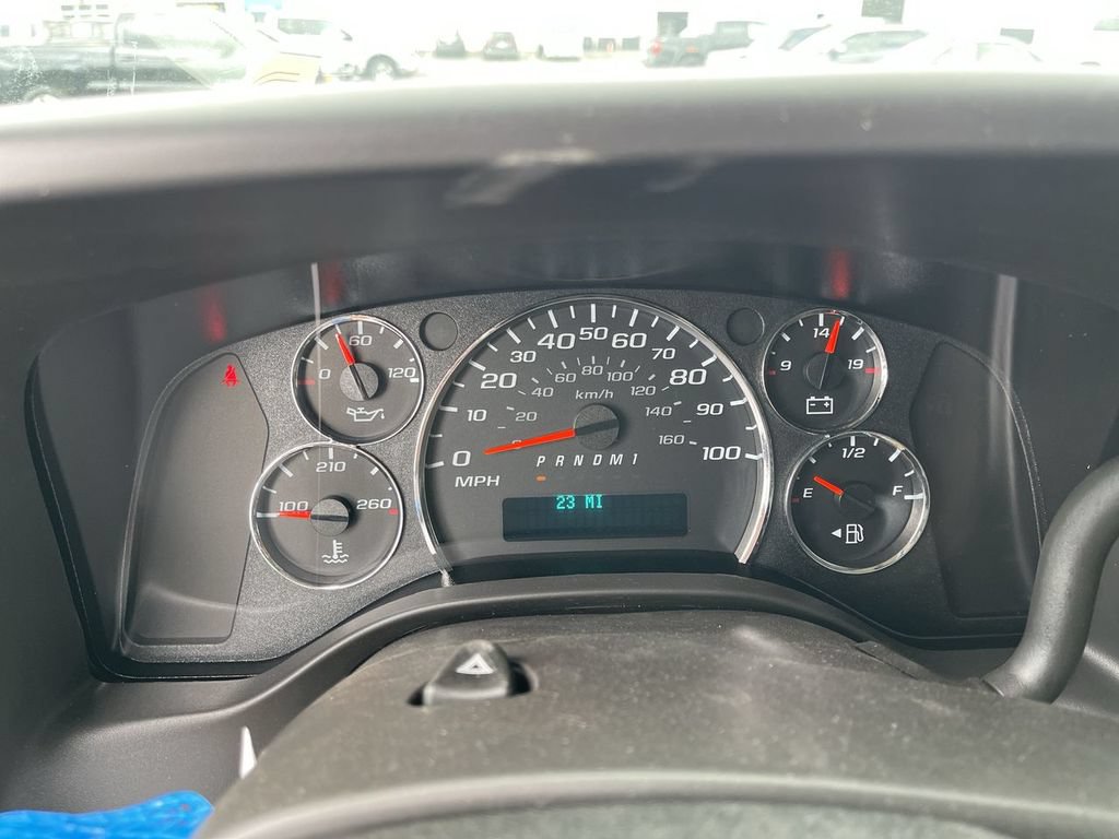 New 2026 Chevrolet Express 2500 w/ Driver Convenience Package RWD image 9