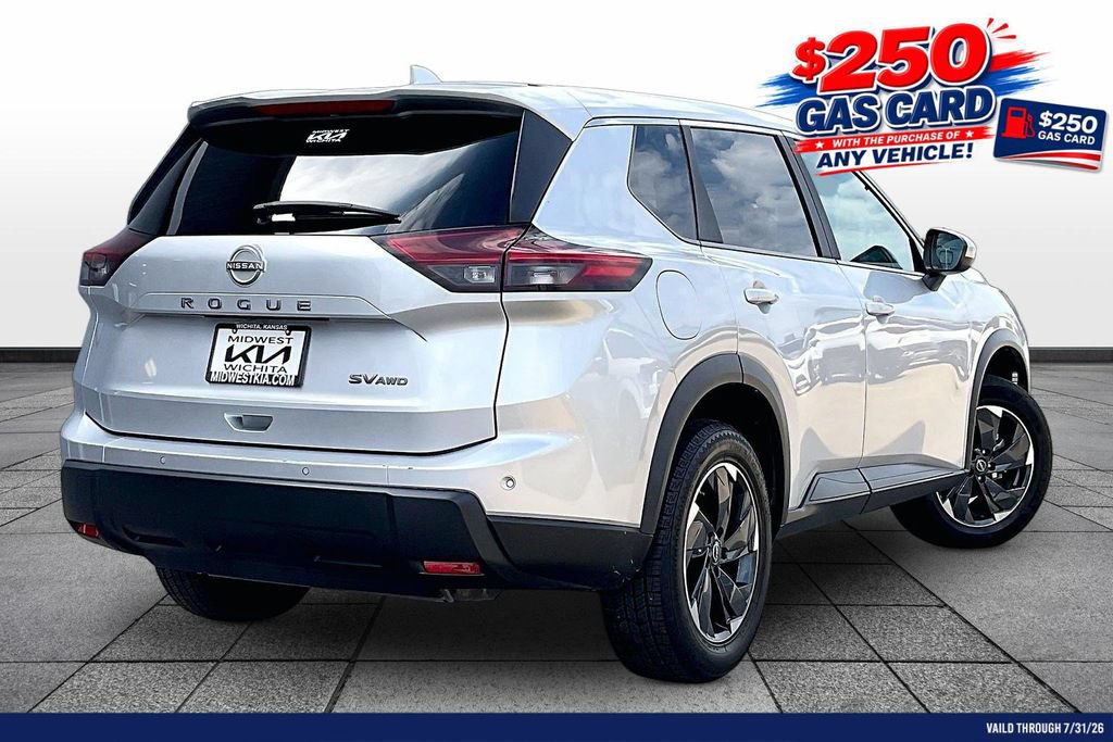 Used 2024 Nissan Rogue SV AWD/4WD image 13