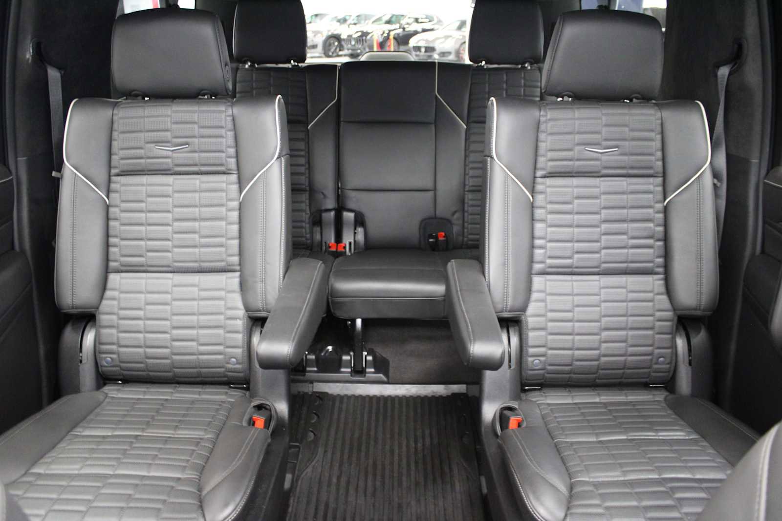 Certified 2024 Cadillac Escalade ESV Sport Platinum w/ LPO, ONYX Package image 58