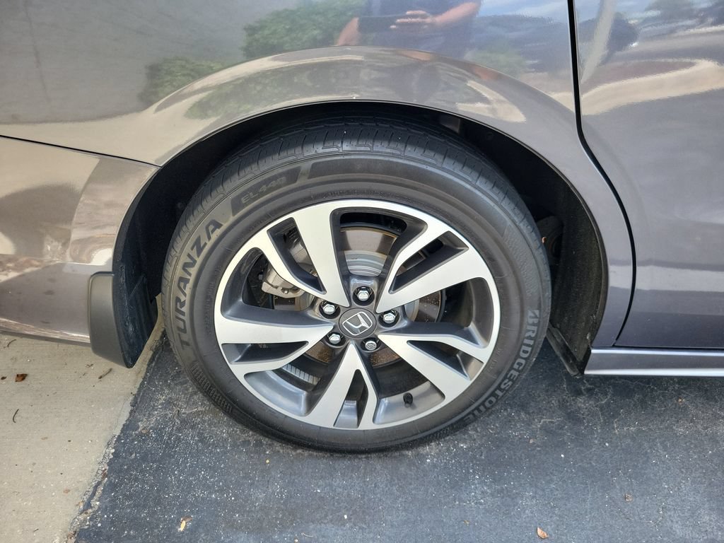 Used 2024 Honda Odyssey Touring image 12