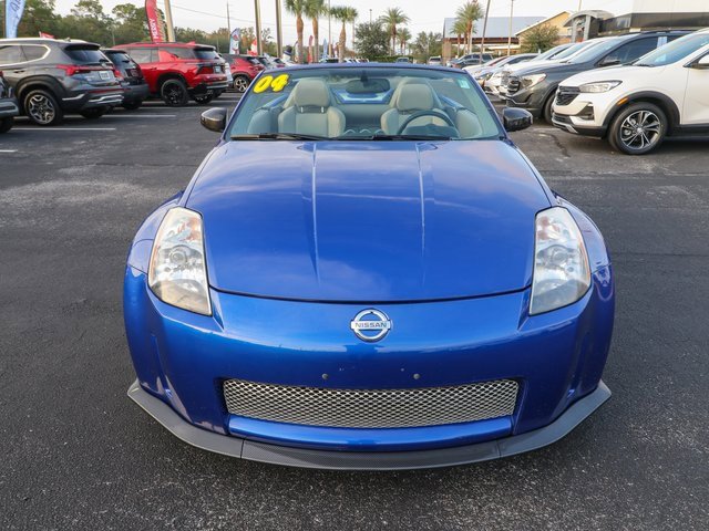 Used 2004 Nissan 350Z Touring image 2