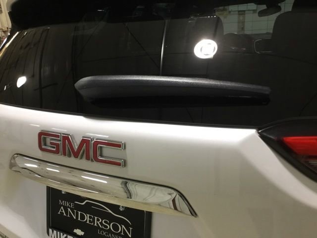Used 2020 GMC Terrain SLT w/ Preferred Package image 18