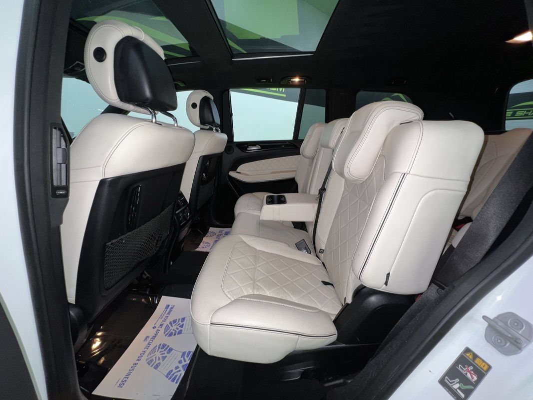 Used 2017 Mercedes-Benz GLS 550 4MATIC image 28
