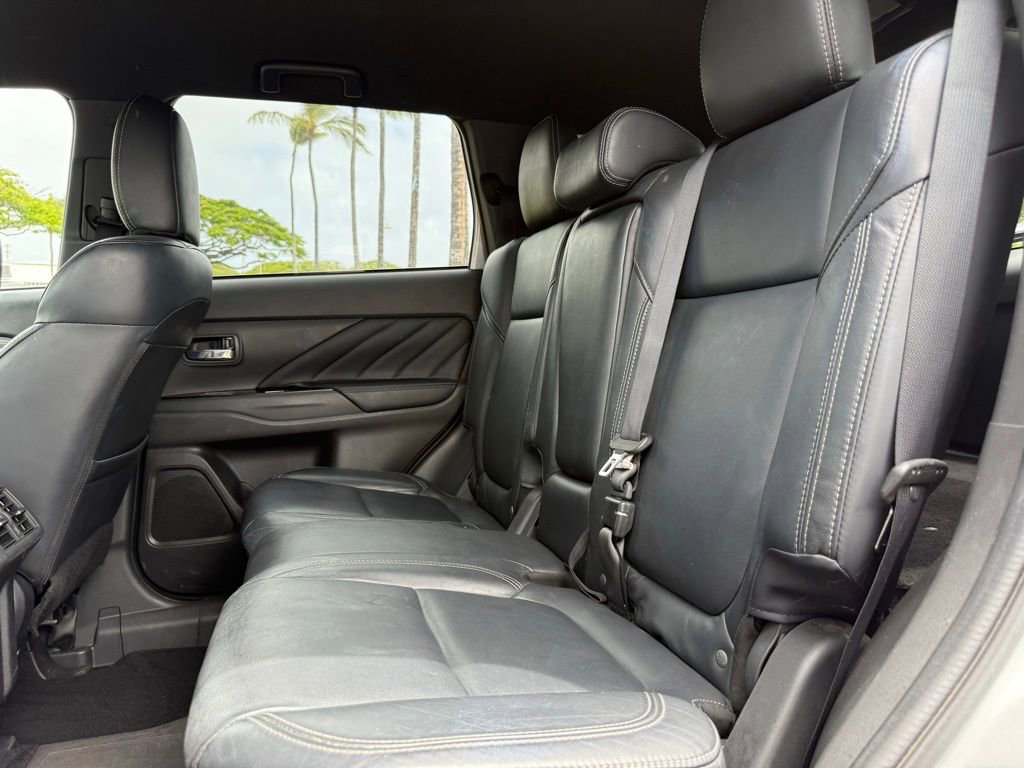 Used 2022 Mitsubishi Outlander GT image 11