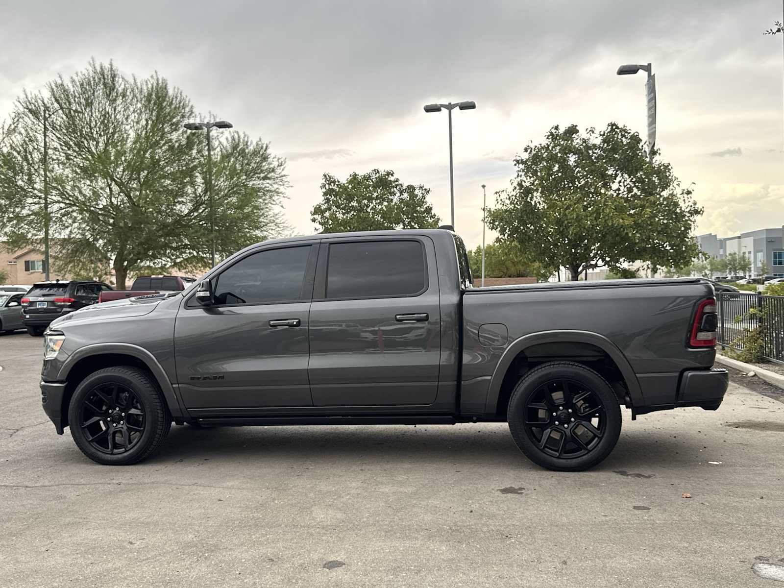 Used 2021 RAM 1500 Laramie AWD/4WD image 5