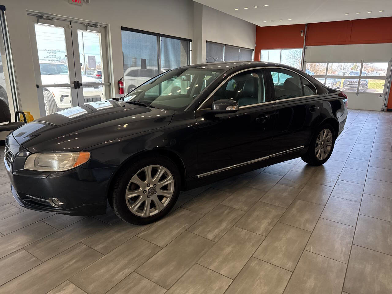 Used 2010 Volvo S80 3.2 image 2
