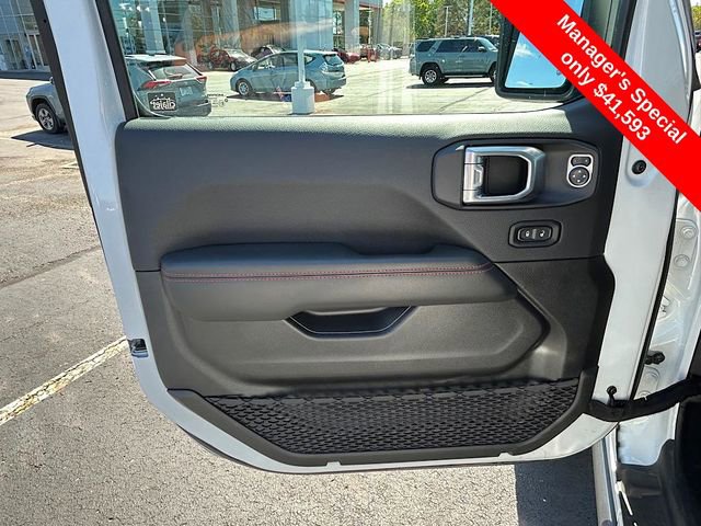 Used 2024 Jeep Wrangler Unlimited Rubicon w/ Convenience Group image 17