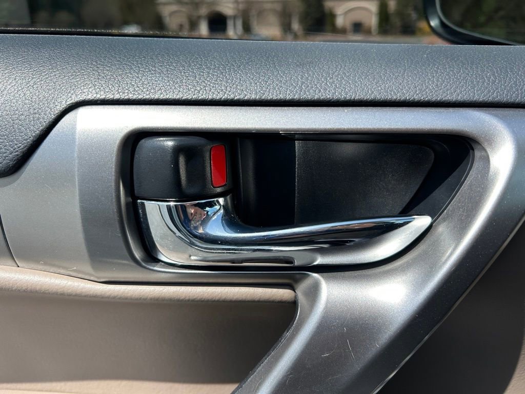 Used 2022 Lexus GX 460 Premium w/ Premium Package image 62