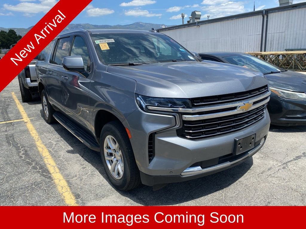 Used 2022 Chevrolet Suburban LT RWD image 1
