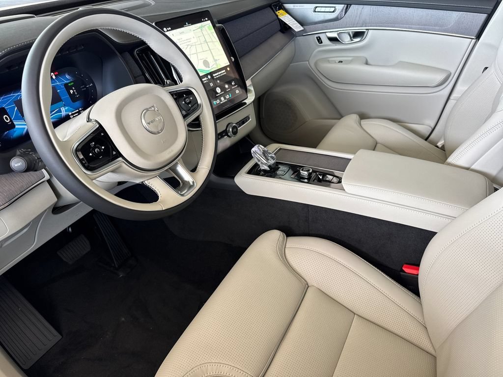 New 2026 Volvo XC90 T8 Ultra w/ Protection Package Premier AWD/4WD image 9