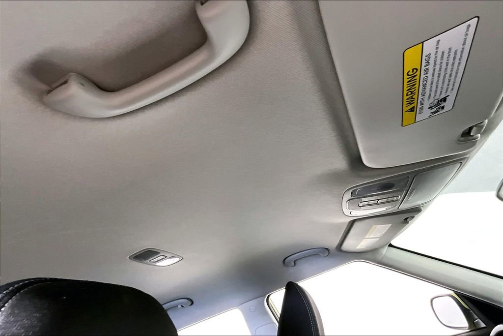 Used 2017 Kia Soul + image 20