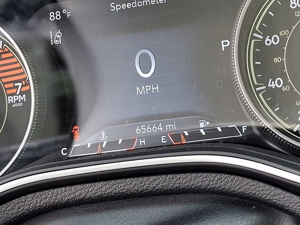 Used 2021 Jeep Cherokee Latitude Lux w/ Sun & Sound Group AWD/4WD image 19