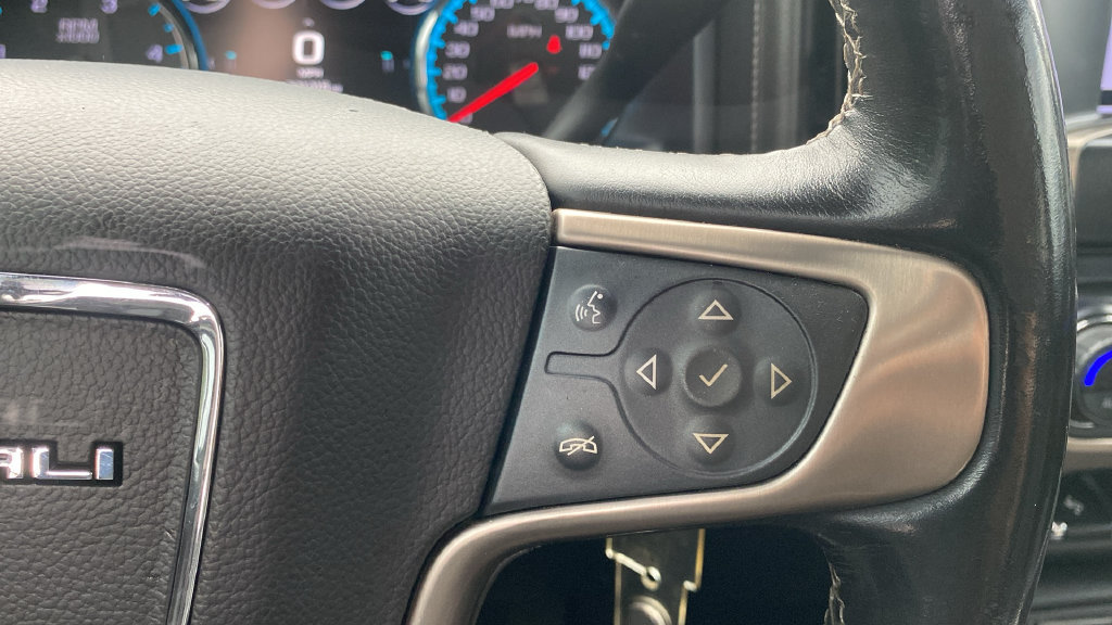 Used 2019 GMC Sierra 2500 Denali w/ Duramax Plus Package AWD/4WD image 23
