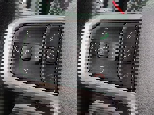 Used 2021 RAM 1500 Big Horn image 22