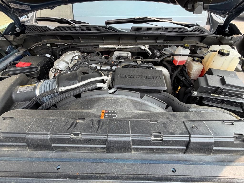 Used 2024 GMC Sierra 2500 Denali Ultimate AWD/4WD image 7