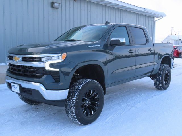 Used 2025 Chevrolet Silverado 1500 LT AWD/4WD image 10