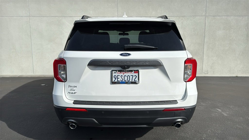 Certified 2023 Ford Explorer XLT w/ Equipment Group 202A image 3