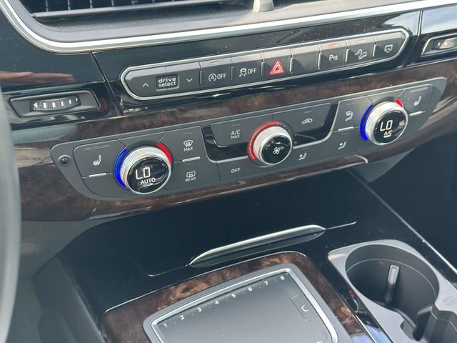 Used 2018 Audi Q7 3.0T Premium Plus w/ Premium Plus Package AWD/4WD image 29