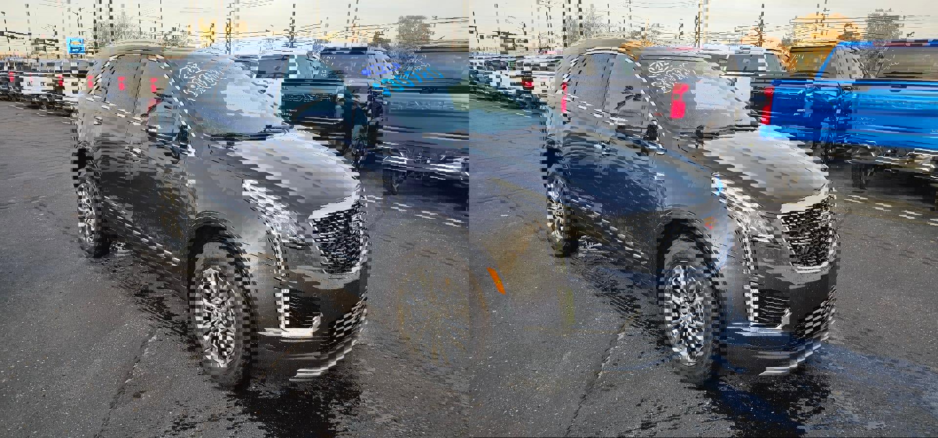 Used 2022 Cadillac XT5 Premium Luxury image 1