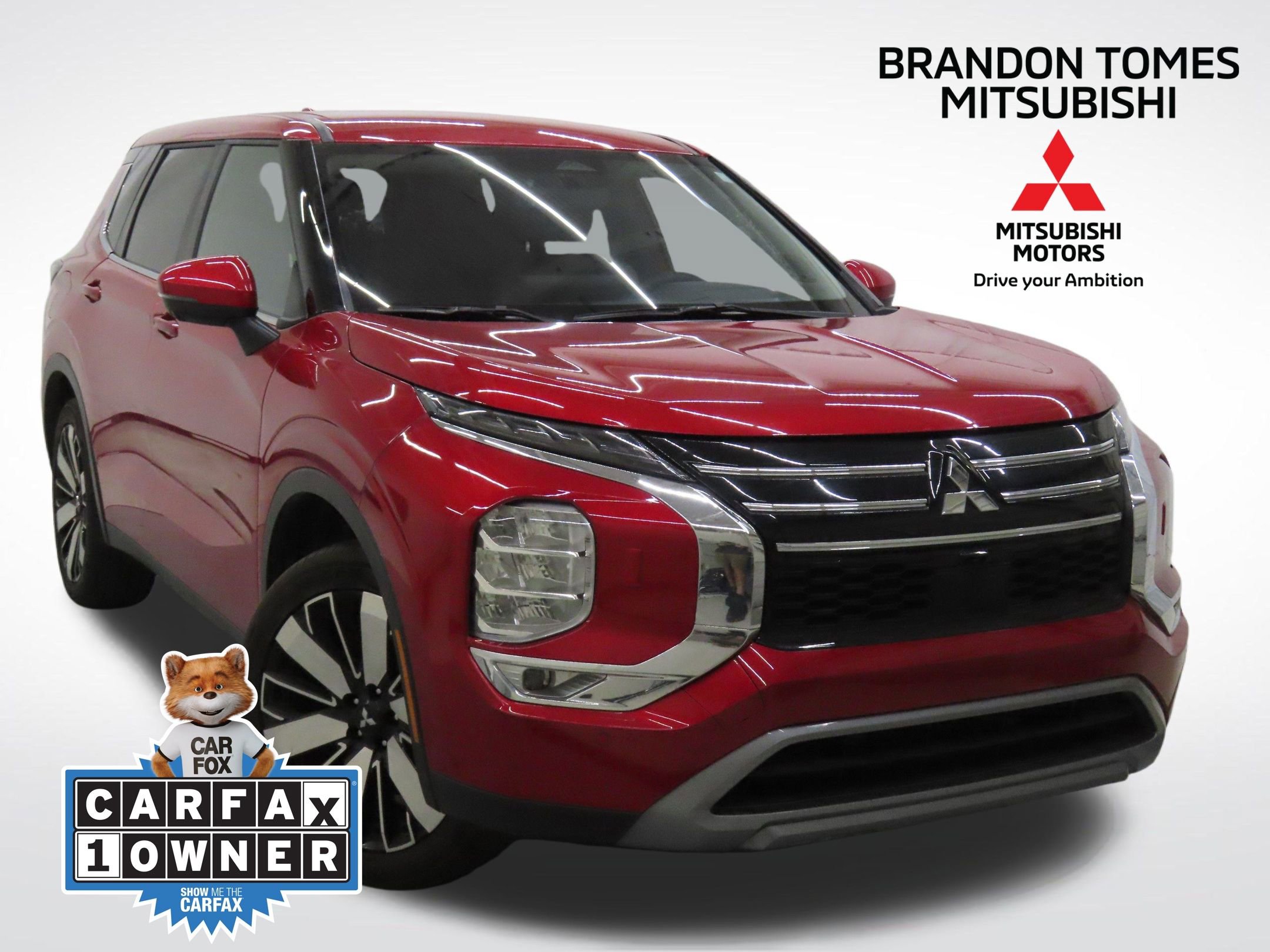 Used 2025 Mitsubishi Outlander SE