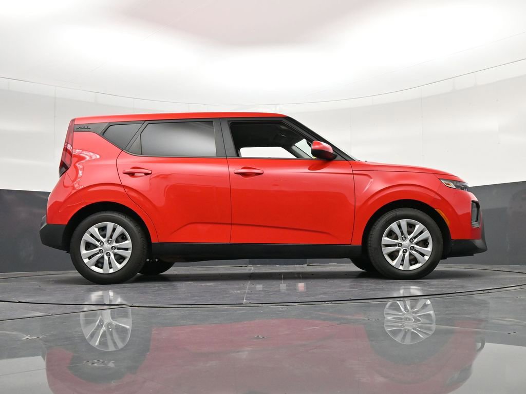 Used 2021 Kia Soul LX FWD image 31