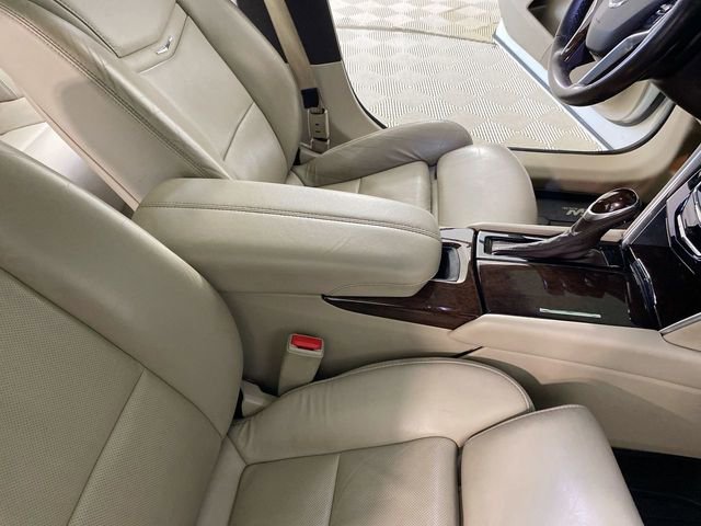 Used 2014 Cadillac XTS Premium w/ Driver Assist Package FWD image 44