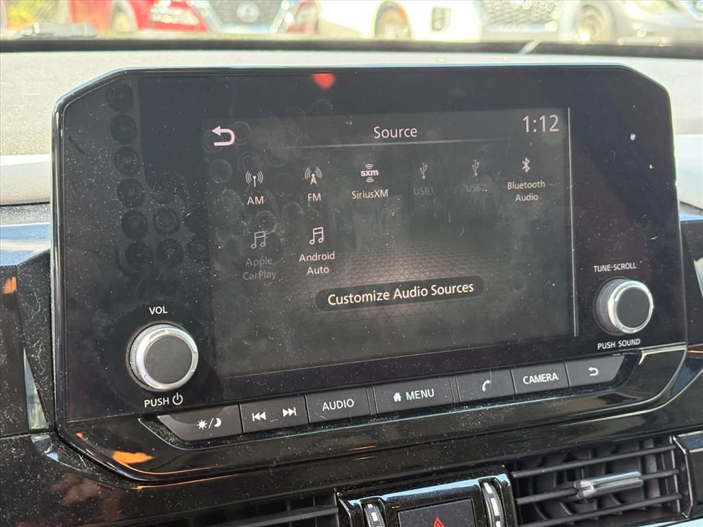 Used 2022 Nissan Pathfinder SV w/ SV Black Package image 10