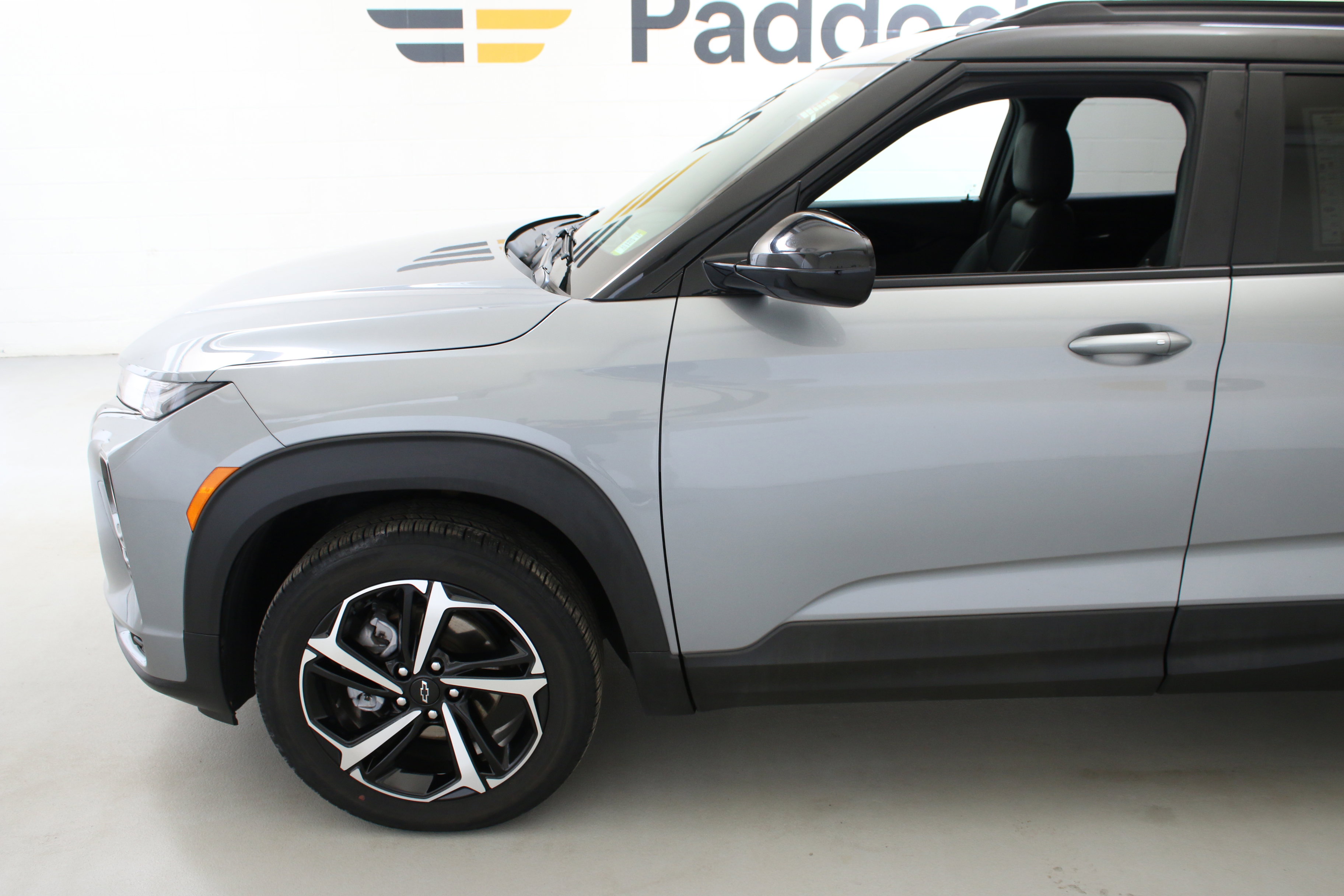 Used 2023 Chevrolet TrailBlazer RS w/ Technology Package image 5