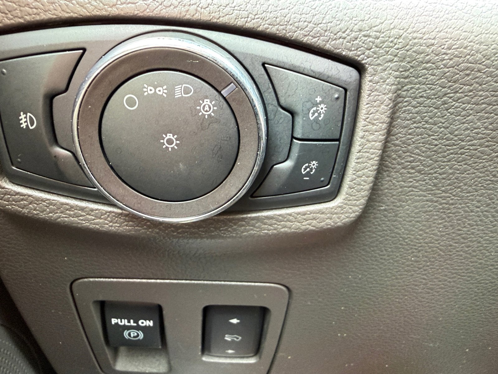 Used 2019 Ford Expedition Limited w/ Equipment Group 302A image 15