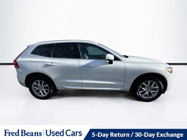 Used 2021 Volvo XC60 T5 Momentum image 9