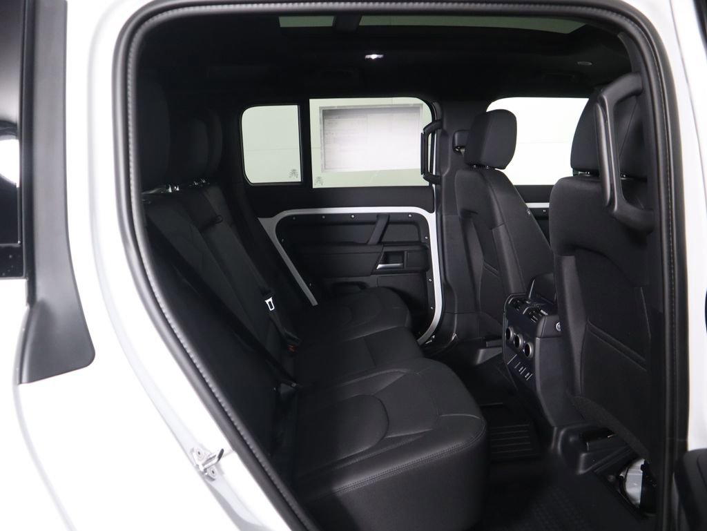 New 2026 Land Rover Defender 110 S image 22