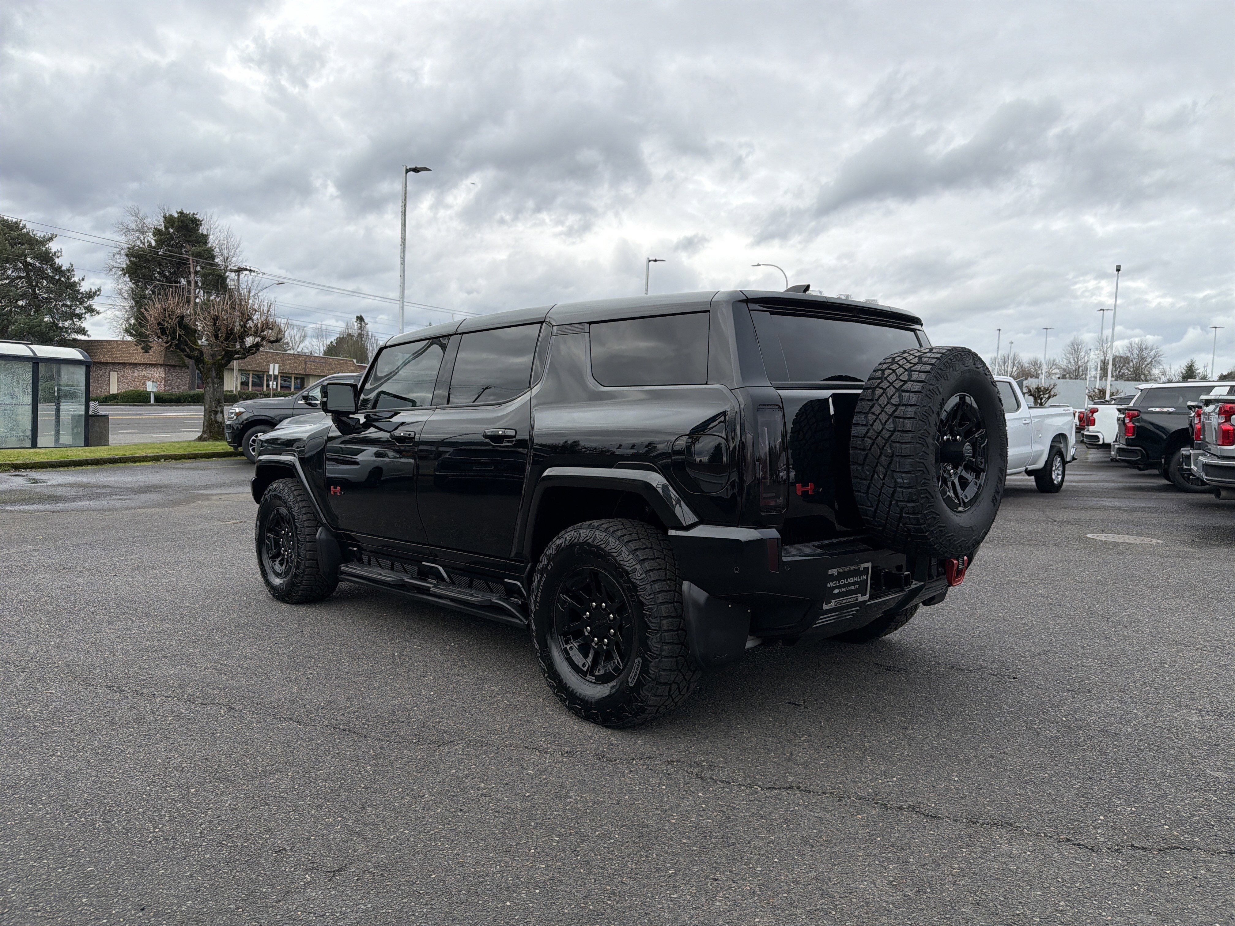Used 2024 GMC Hummer EV 2X w/ Extreme Off-Road Package image 3