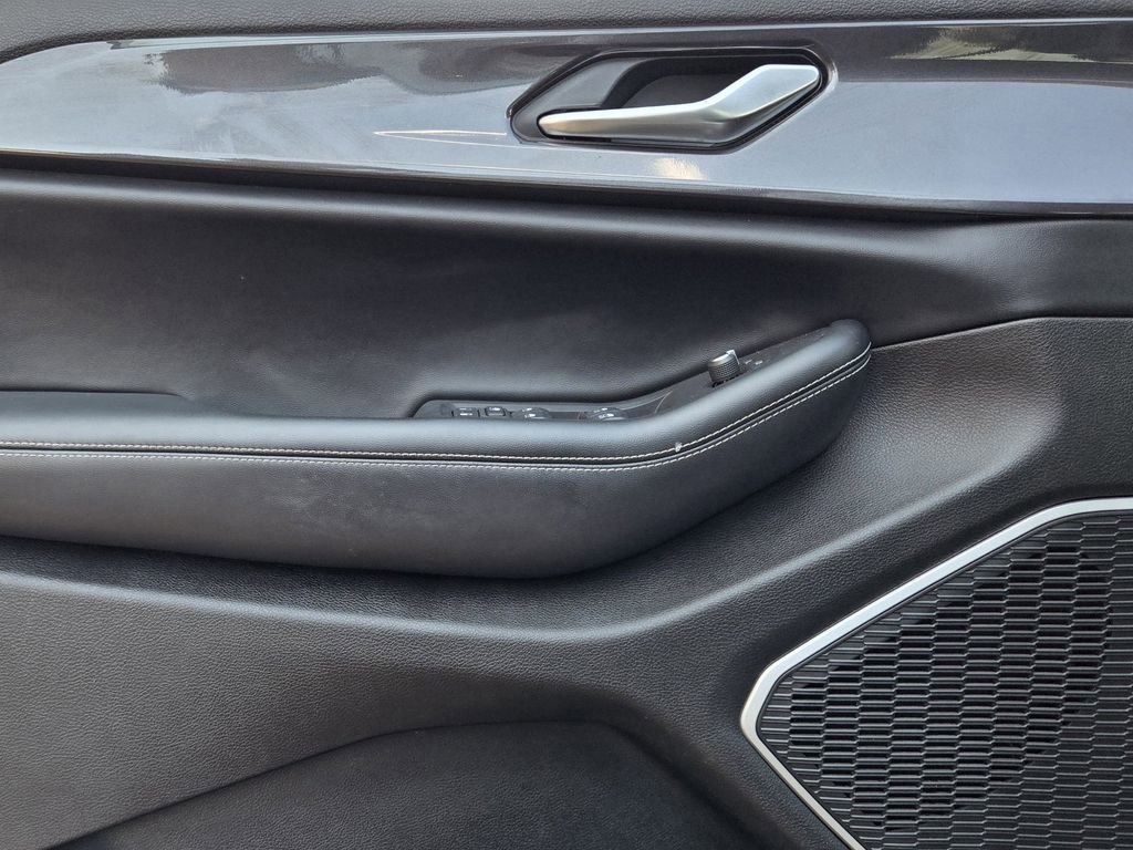 Used 2022 Jeep Grand Cherokee L Altitude image 21