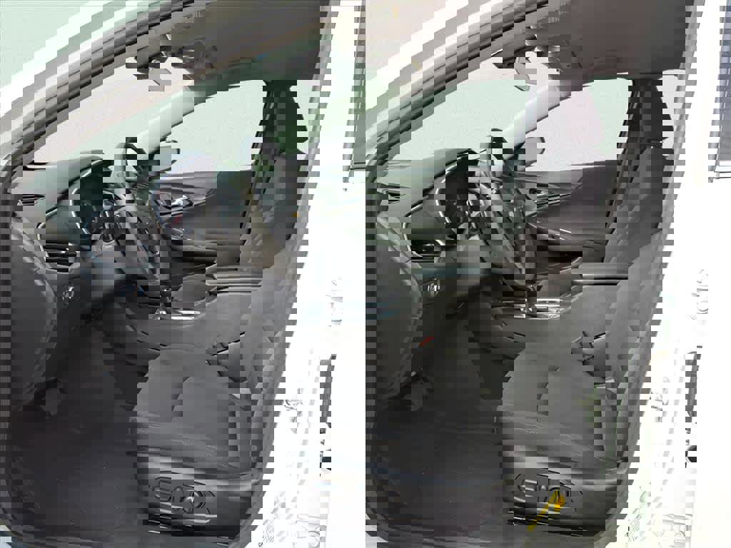 Used 2024 Chevrolet Malibu LT image 10