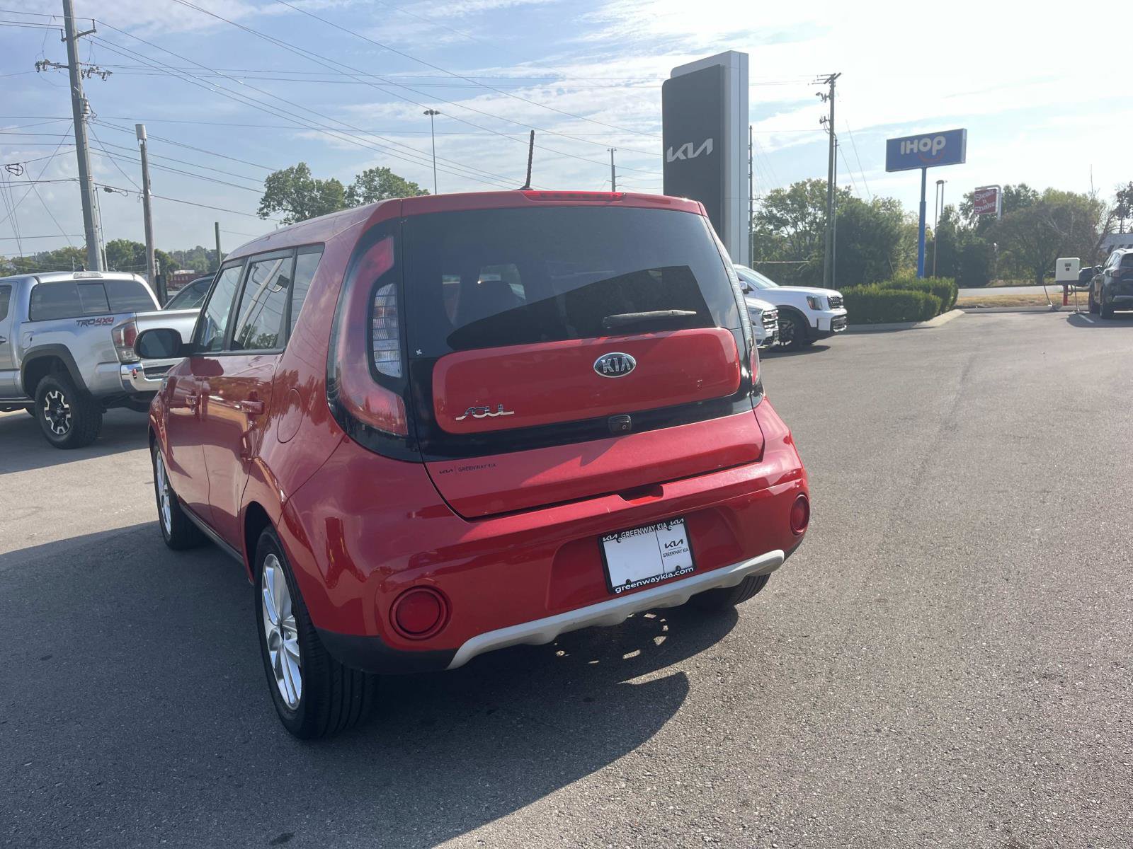 Used 2019 Kia Soul + FWD image 5