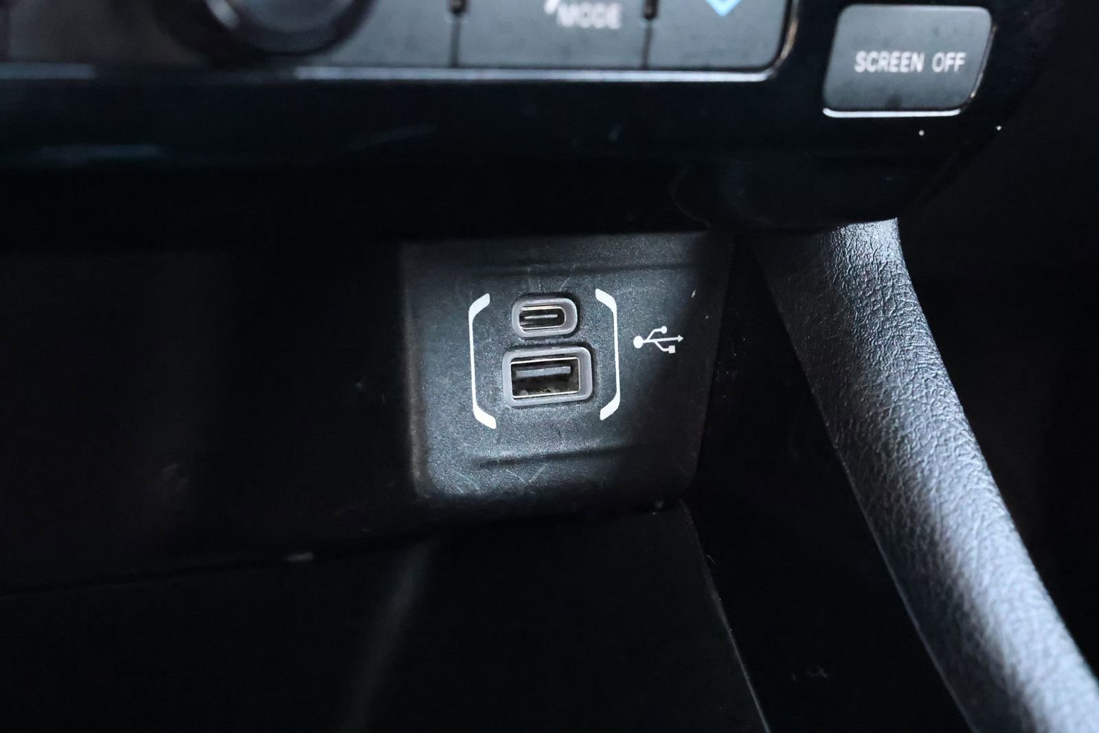 Used 2024 Jeep Compass Trailhawk image 22