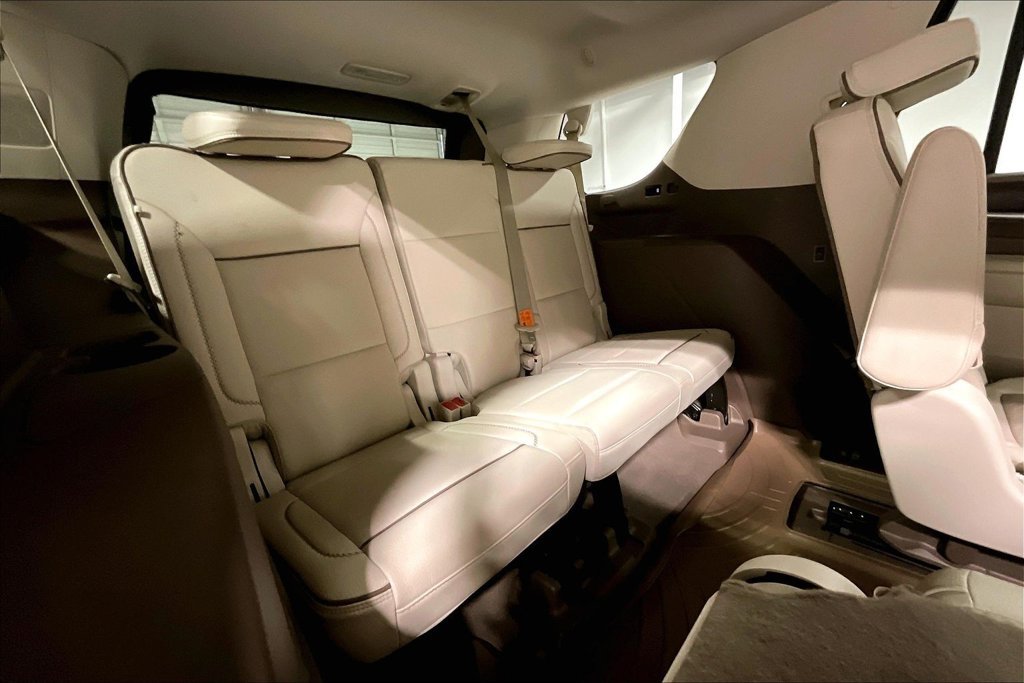 Used 2022 GMC Yukon Denali RWD image 34